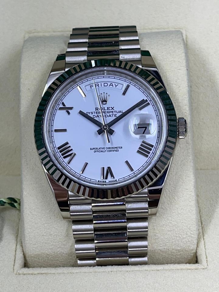 Rolex Day-Date 40 228239 White Roman White Gold President