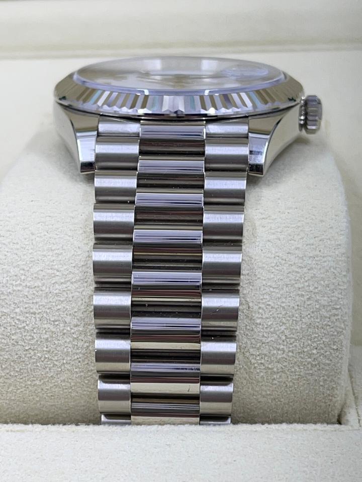 Rolex Day-Date 40 228239 White Roman White Gold President