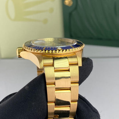 Submariner Date 16618 gray Serti diamond dial image 12