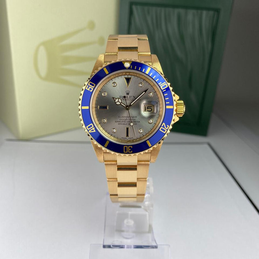 Submariner Date 16618 gray Serti diamond dial image 1