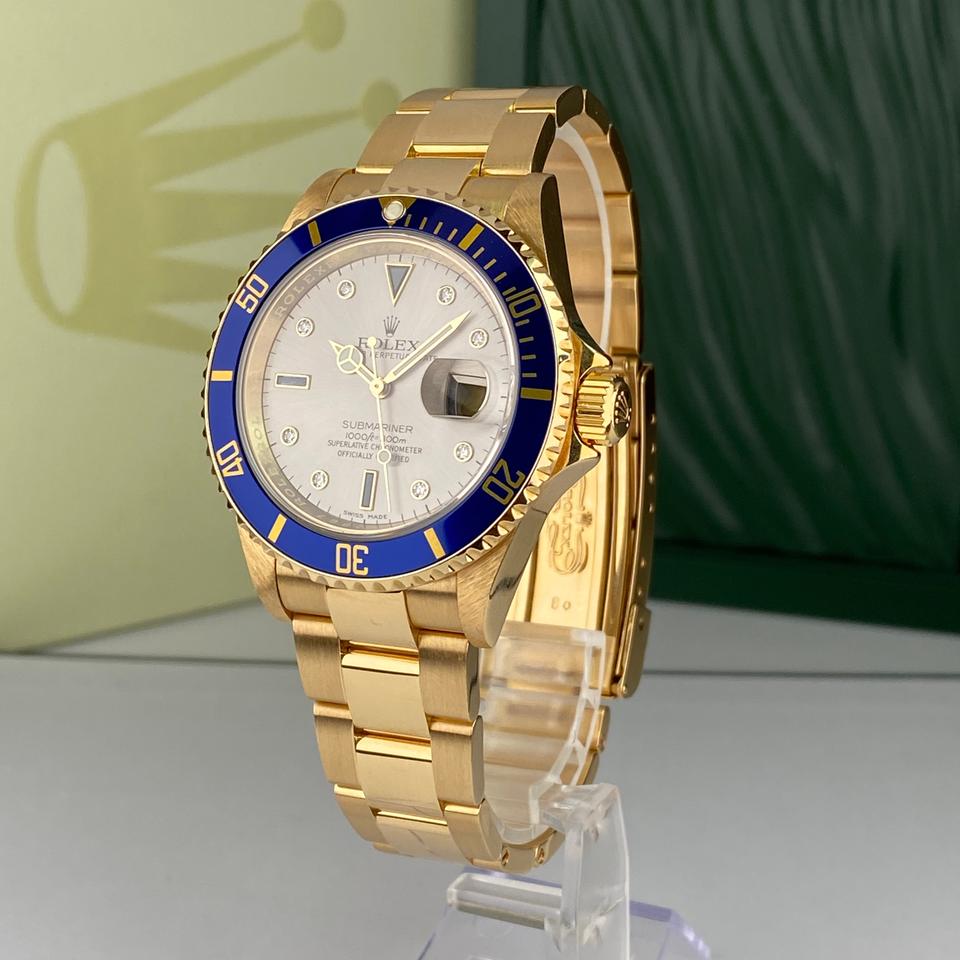 Submariner Date 16618 gray Serti diamond dial image 3