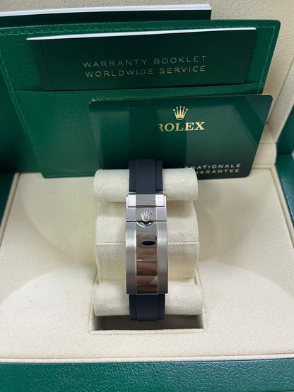 Rolex Cosmograph Daytona 126519LN White Gold Silver Black Dial Oysterflex
