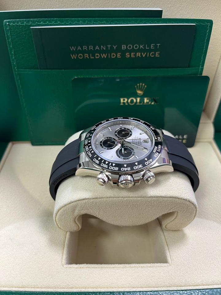 Rolex Cosmograph Daytona 126519LN White Gold Silver Black Dial Oysterflex