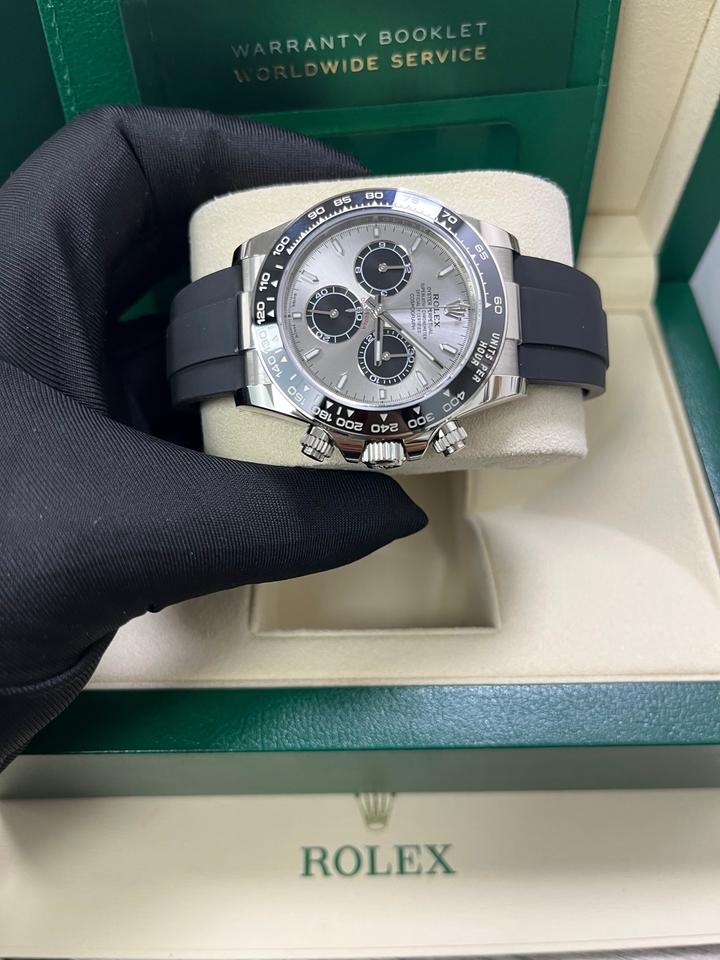 Rolex Cosmograph Daytona 126519LN White Gold Silver Black Dial Oysterflex