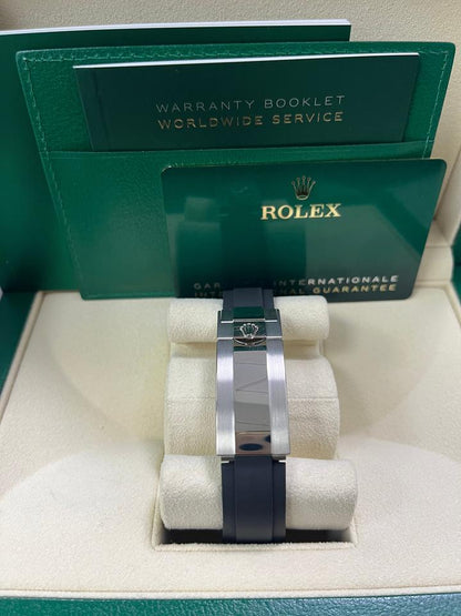 Rolex Cosmograph Daytona 126519LN White Gold Silver Black Dial Oysterflex