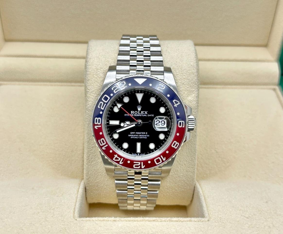 Rolex GMT-Master II 126710BLRO Pepsi 40mm Jubilee