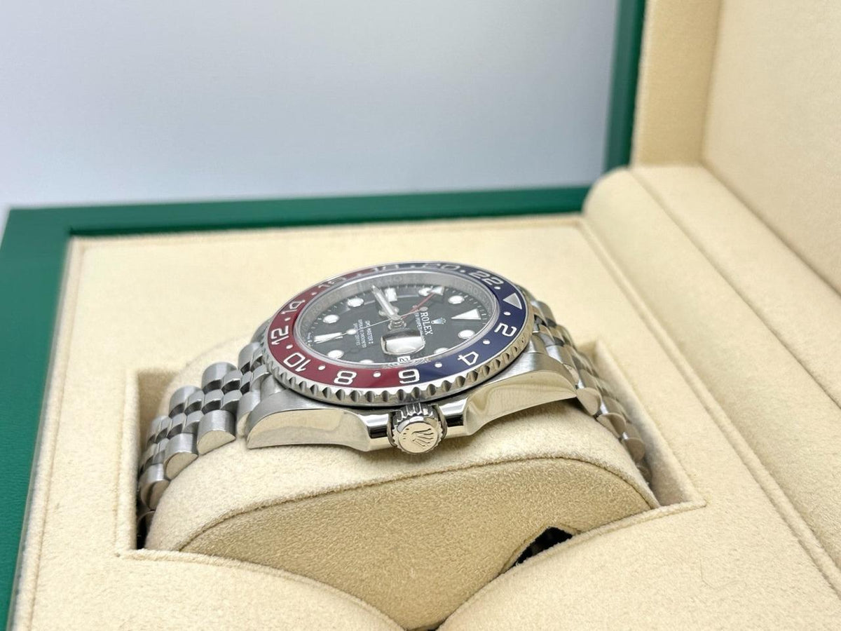Rolex GMT-Master II 126710BLRO Pepsi 40mm Jubilee