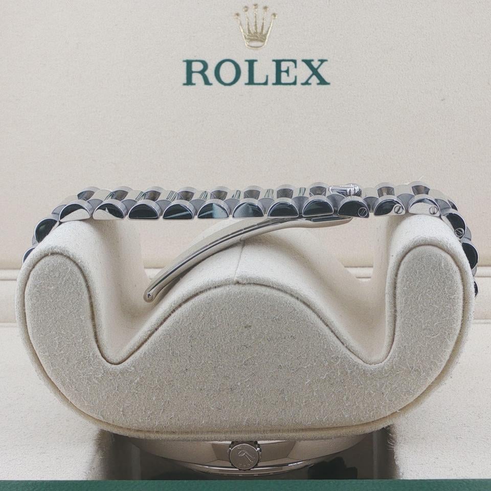 Rolex Day-Date 40 228396TBR Platinum Ice Blue Baguette Diamond Dial