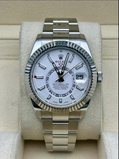 Sky-Dweller white dial Oyster image 2
