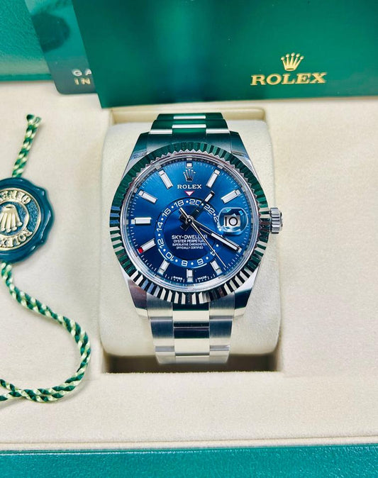 Sky-Dweller blue dial Oyster bracelet image 1