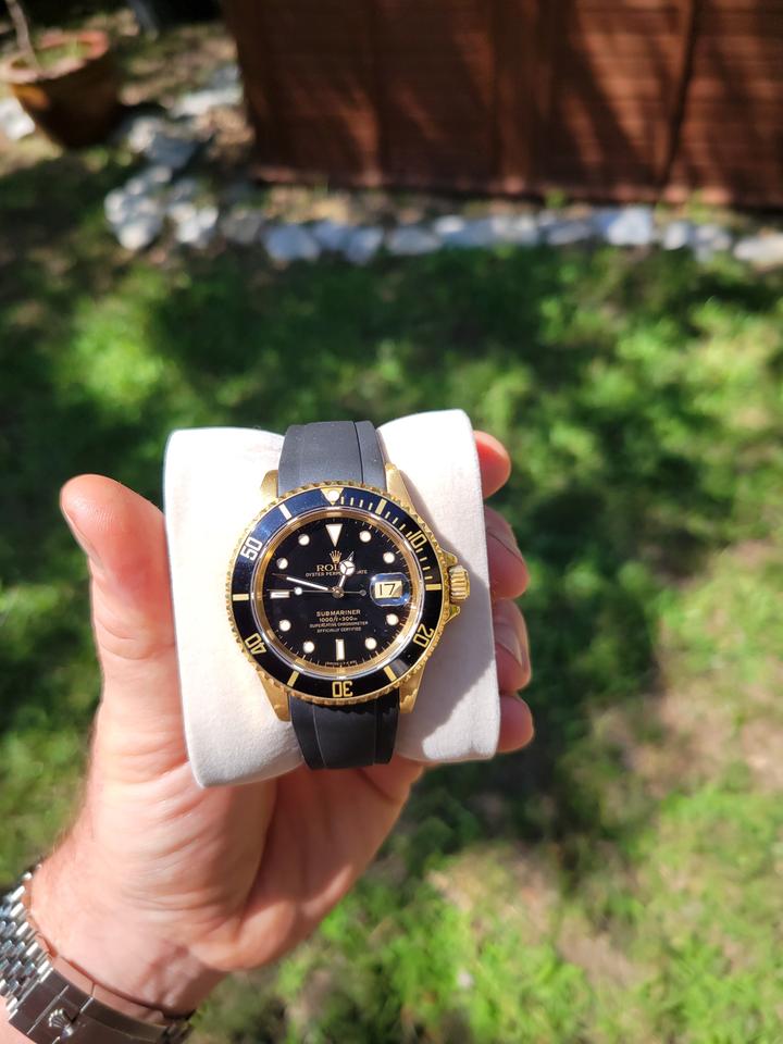 Submariner Date 16618 black dial image 15