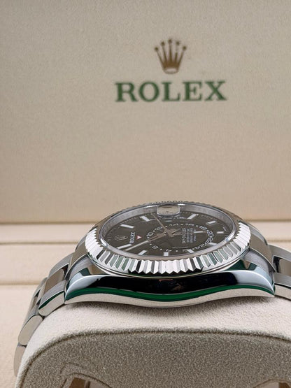 Sky-Dweller black dial image 10