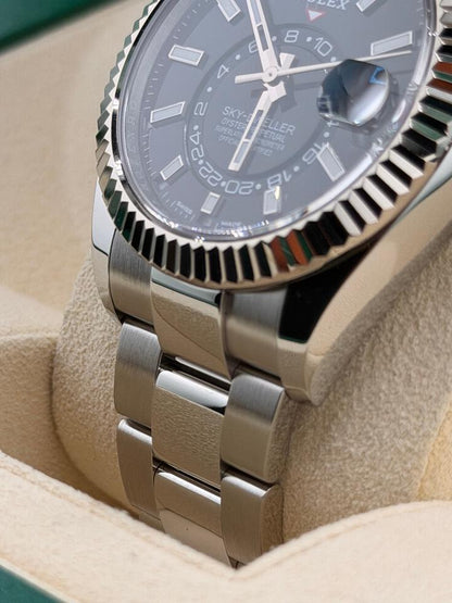 Sky-Dweller black dial image 5