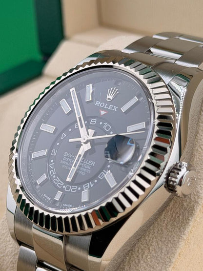 Sky-Dweller black dial image 2