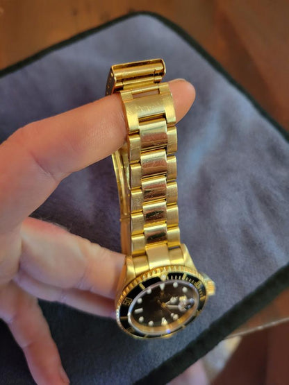 Submariner Date 16618 black dial image 19